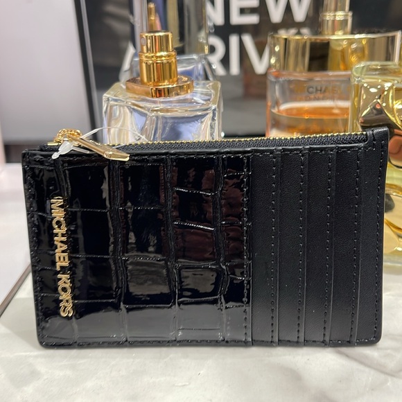 MICHAEL KORS JET SET TRAVEL MEDIUM TZ CARD CASE IN BLACK CROCODILE 
NWT - Picture 8 of 16